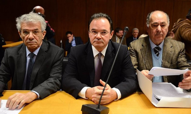 Το απόγευμα η απόφαση για τον Γ. Παπακωνσταντίνου