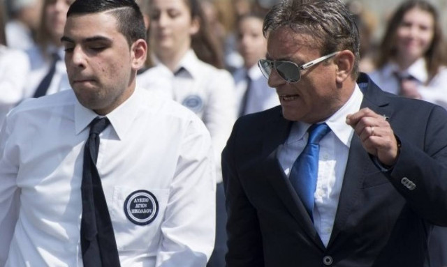 Λεμεσός: Συγκίνηση προκάλεσε στην παρέλαση τυφλός μαθητής