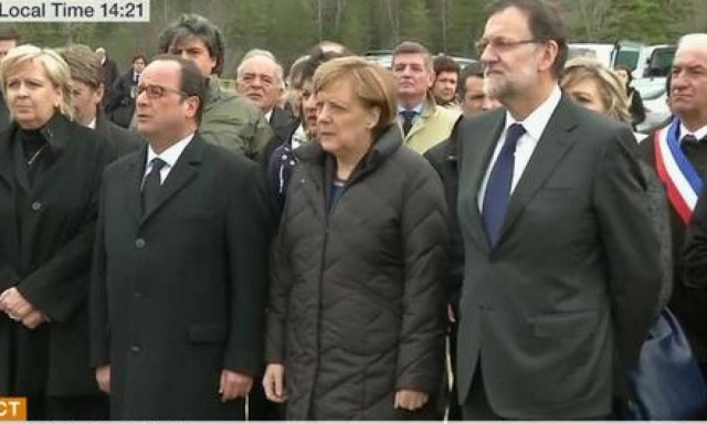 Πτώση αεροπλάνου: Στον τόπο του δυστυχήματος Ολάντ, Ραχόι, Μέρκελ