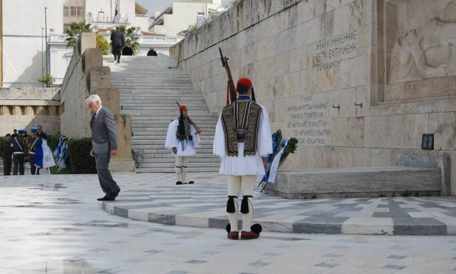 Κυκλοφοριακές ρυθμίσεις για την παρέλαση της 25ης Μαρτίου