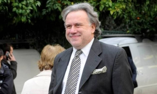 Απάντηση Κατρούγκαλου γαι τα 22 συμφωνητικά