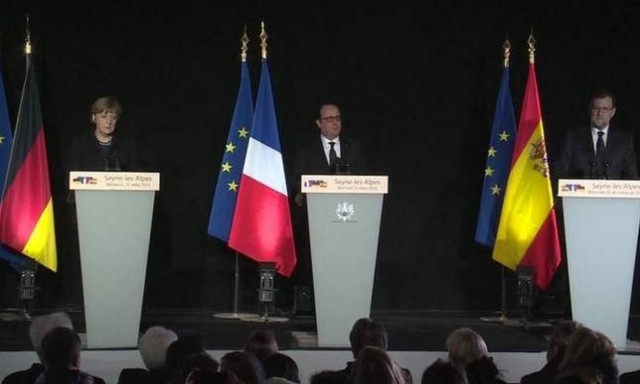 Πτώση αεροπλάνου: Σε βαρύ κλίμα η συνέντευξη τύπου Μέρκελ, Ολάντ, Ραχόι