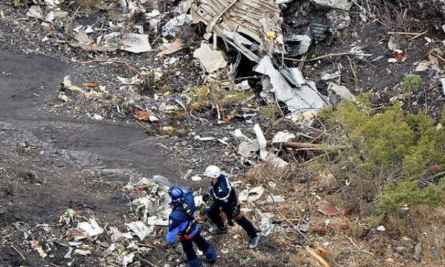 Πτώση αεροπλάνου: Τι προκύπτει από το μαύρο κουτί - Οι προειδοποιήσεις της Airbus