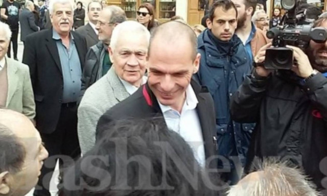 Γιάννης Βαρουφάκης: Την Κρήτη δεν την βγάζεις από μέσα σου (Video)