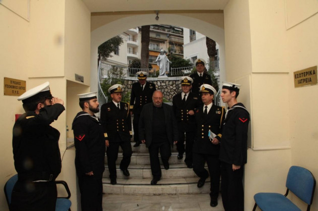 Επίσκεψη Ήσυχου στο Κέντρο Φροντίδας Παιδιού στο Ναυτικό Νοσοκομείο Πειραιά (photos)