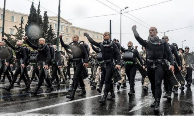 Χρυσή Αυγή: H θέση της για τα συνθήματα των ΟΥΚ στην παρέλαση