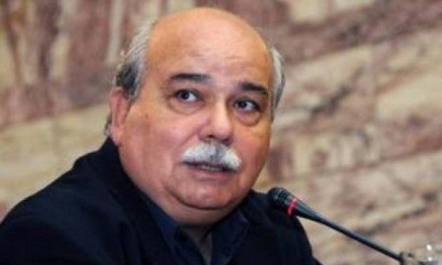 Βούτσης: Κατέθεσε έγγραφο για τοποθετήσεις των νέων Γεν. Γραμματέων στα υπουργεία