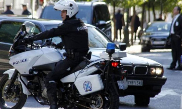 Του έκλεψαν το αυτοκίνητο και μαζί 60.000 ευρώ που είχε μέσα