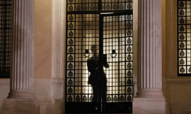 Κυβέρνηση: Να πάψει η ΝΔ να εμπλέκει τη χώρα στο μνημονιακό παρελθόν