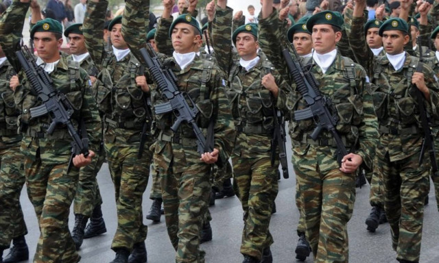 Η ΝΔ κατηγορεί τον ΣΥΡΙΖΑ για την εικόνα της παρέλασης