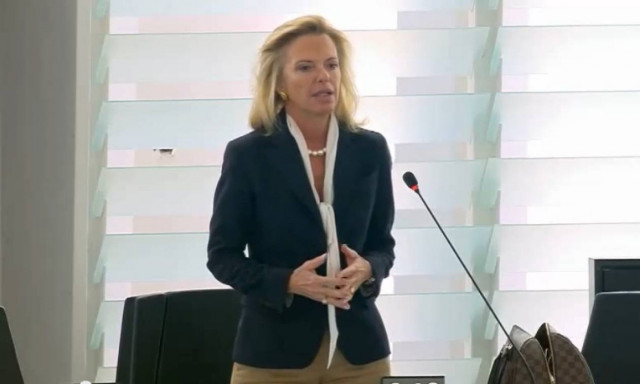 Βόζεμπεργκ σε ΕΕ: Πλήγμα στον τουρισμό από ενδεχόμενη αύξηση του ΦΠΑ στα νησιά