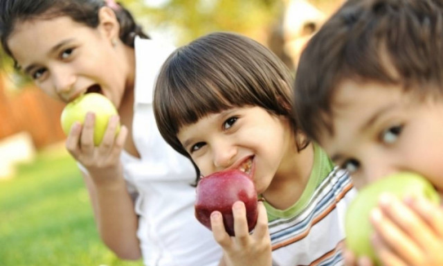 Η νηστεία ωφελεί και τα παιδιά