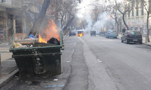 Τρεις προσαγωγές στα επεισόδια στο Πολυτεχνείο