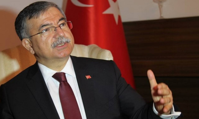 Ο Ισμέτ Γιλμάζ θέλει 16 νησιά; Ε, ας κοπιάσει!