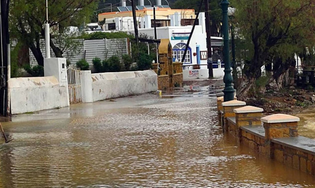 Λέρος: Σε κατάσταση έκτακτης ανάγκης λόγω της κακοκαιρίας (Photos)