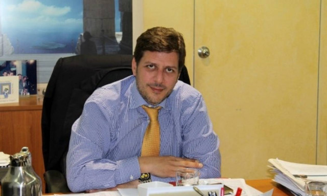 Βαρβιτσιώτης: To μόνο που καταφέρνουν είναι ανασφάλεια στους επενδυτές