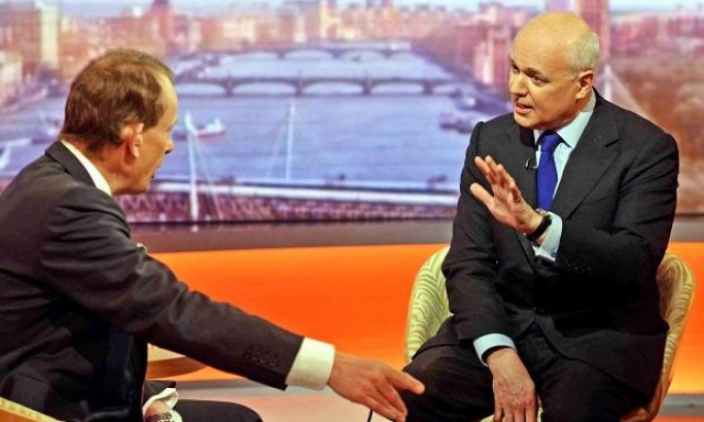 «Ο Κάμερον πρέπει να παραιτηθεί εάν επανεκλεγεί»