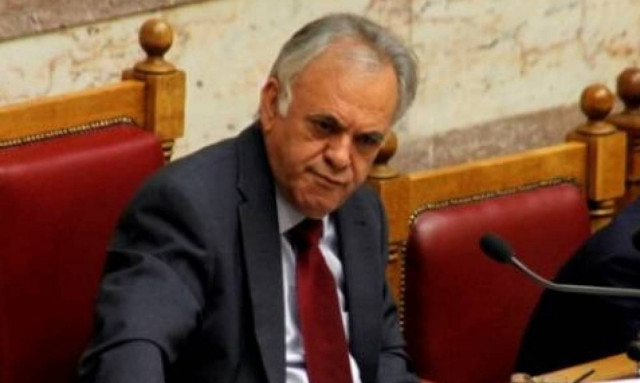 Επίθεση υπαλλήλων λιμανιών κατά Δραγασάκη για χειρισμούς σε COSCO