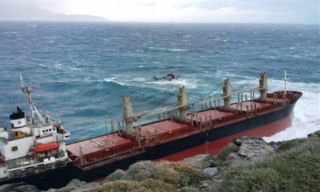 Άνδρος: Απάντληση καυσίμων από το πλοίο Good Faith