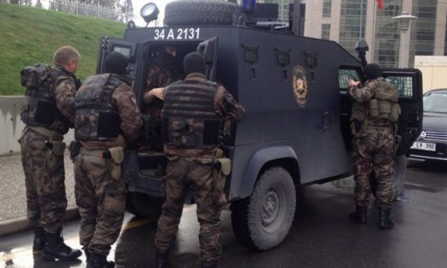 Ομηρία στην Τουρκία: Συνεχίζονται οι διαπραγματεύσεις