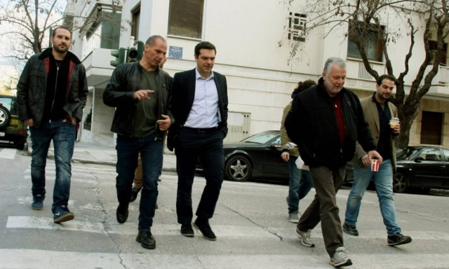 Οι πιθανότητες για Eurogroup και ο αγώνας δρόμου της κυβέρνησης