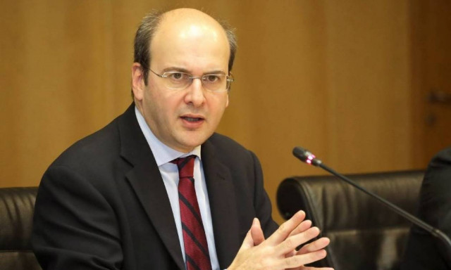 Χατζηδάκης: «Πάγωσε» η χρηματοδότηση των μικρομεσαίων επιχειρήσεων από την ΕΤΕπ