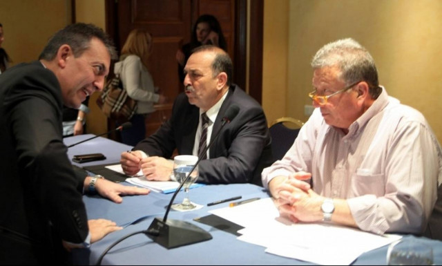 Επιστολή στον Τσίπρα για το μειωμένο ΦΠΑ στα νησιά