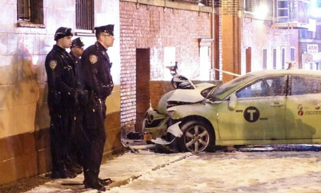 Συγκλονιστικό: Οδηγός παθαίνει επιληπτική κρίση – Δύο νεκροί (video & pics)