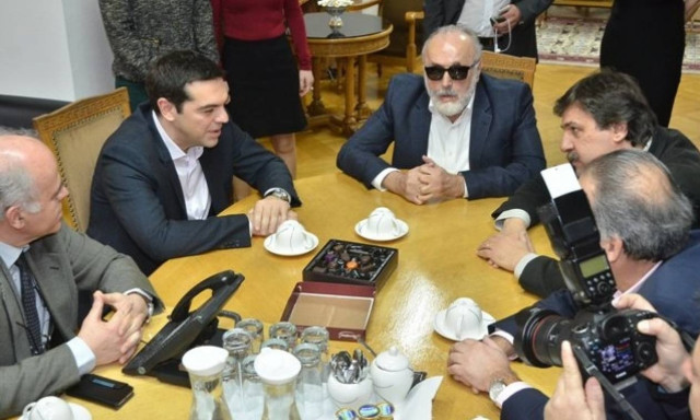 Στο υπουργείο Υγείας ο Αλέξης Τσίπρας