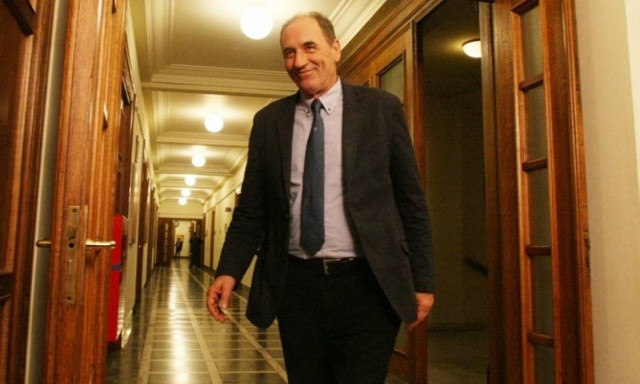 Σταθάκης: Δεν τέθηκε ποτέ θέμα μεταφοράς πόρων του ΕΣΠΑ