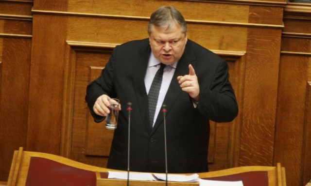 Βενιζέλος: Στις Κάννες έγινε ό,τι και στην επταμερή των Βρυξελλών