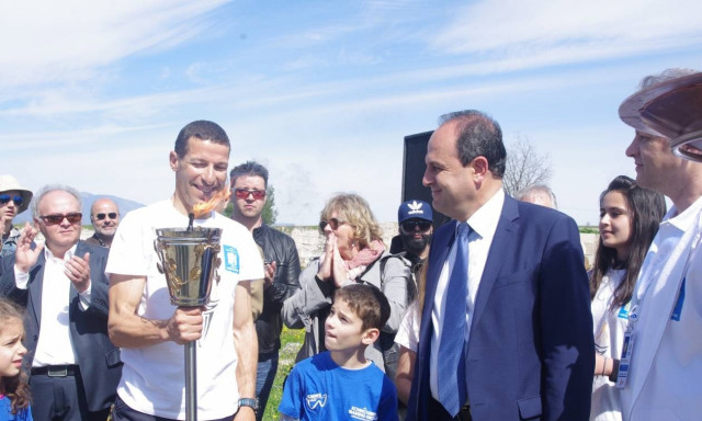 Η Αλεξάνδρειος Φλόγα έδωσε το έναυσμα  για τον 10ο Διεθνή Μαραθώνιο «Μέγας Αλέξανδρος