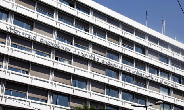 ΥΠΟΙΚ: Το ΔΝΤ δεν απαίτησε περικοπές συντάξεων και αύξηση του ΦΠΑ