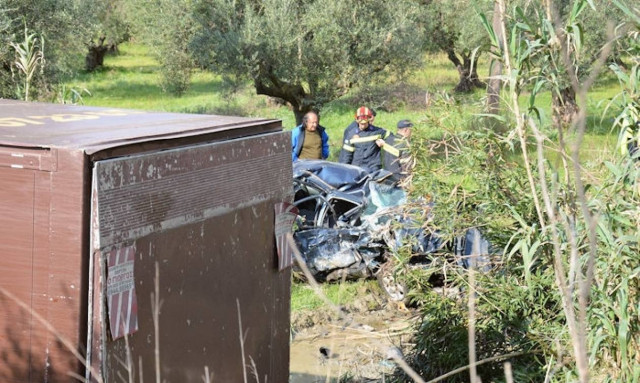 Θανατηφόρο τροχαίο έξω από το Μεσολόγγι (photos)
