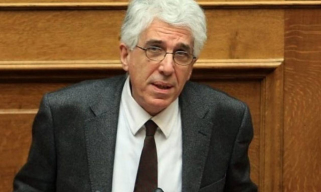 Παρασκευόπουλος: Αν πυροβολήσει κάποιος κουκούλα, θα πυροβολήσει άνθρωπο