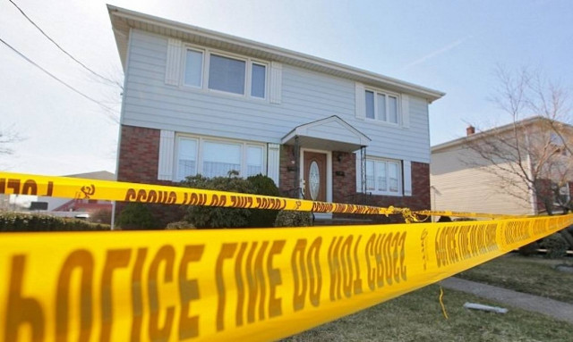 Εκατοντάχρονος σκότωσε τη γυναίκα του με τσεκούρι και αυτοκτόνησε