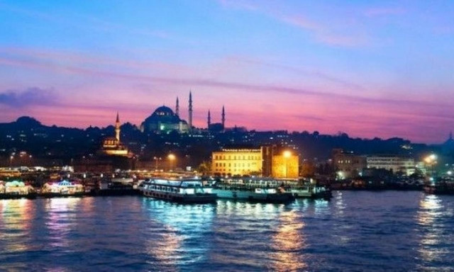 Θεατρικοί δρόμοι από την Καβάλα στην Κωνσταντινούπολη