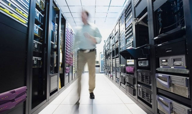 Αποκάλυψη: Παρακολουθήσεις τηλεφώνων στις ΗΠΑ επί δύο δεκαετίες