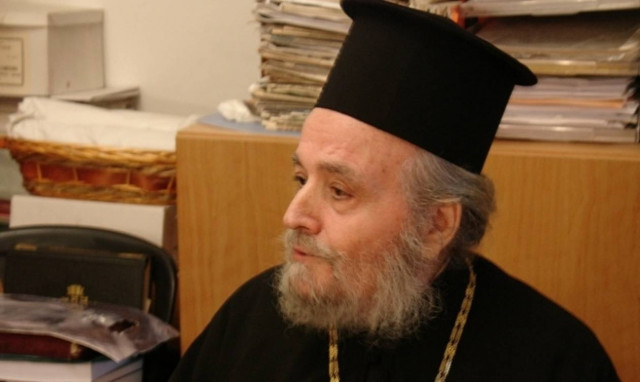 Τα πάθη του Πατριάρχη Ειρηναίου συνεχίζονται (photos+vid)