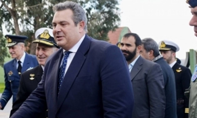 Σε φυλάκια και μονάδες του Έβρου ο ΥΕΘΑ