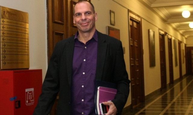 Βαρουφάκης: Δεν ψάχνουμε λύσεις εκτός ευρωπαϊκού πλαισίου