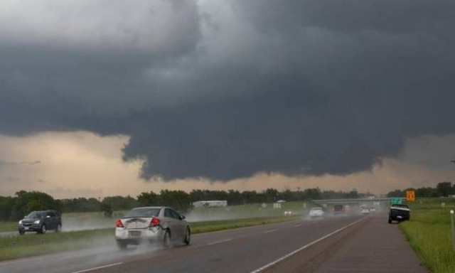 Η μανία της φύσης στις ΗΠΑ (video)