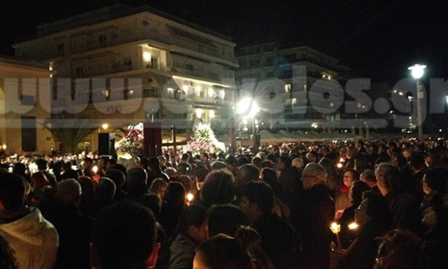 Βόλος: Χιλιάδες πολίτες τίμησαν το έθιμο της τσιπουροκατάνυξης