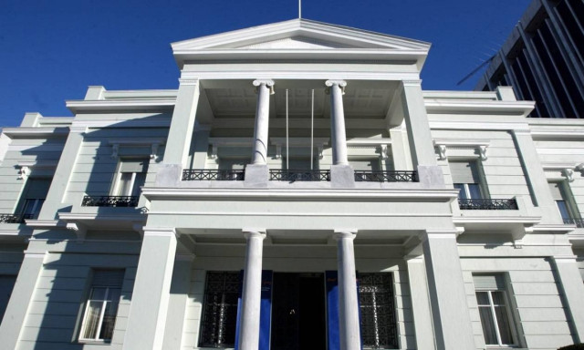 Προσεχτικές κινήσεις από το ΥΠΕΞ για την προστασία των Χριστιανών της Μ. Ανατολής