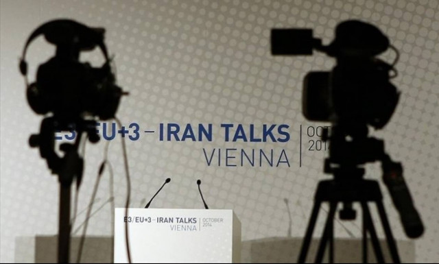 Στην άρση των κυρώσεων επιμένει η Τεχεράνη