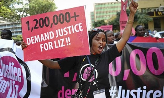 Βίασαν, ξυλοκόπησαν και πέταξαν σε βόθρο 16χρονη πιστεύοντας πως είναι νεκρή