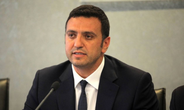 Κικίλιας σε Παρασκευόπουλο: Πείτε μου αν είστε με τους κουκουλοφόρους