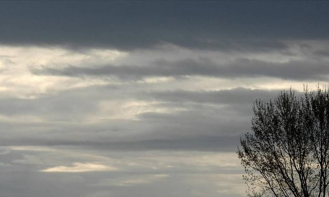 Καιρός: Πρόσκαιρη επιδείνωση με βροχές την Τετάρτη (15/4)