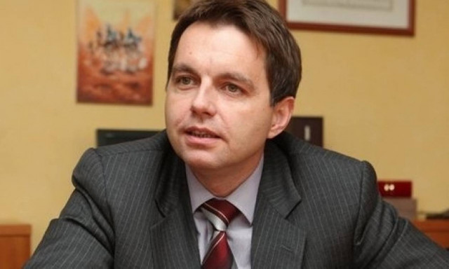 Σλοβάκος ΥΠΟΙΚ: Το Grexit δεν έχει αποκλειστεί