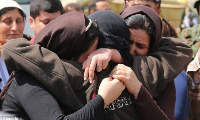 Φρίκη: Με κλήρωση διάλεγαν οι τζιχαντιστές τις ανήλικες που θα βίαζαν